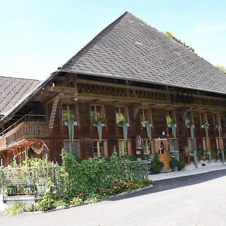 Hof-Fankhauser Apartment Wasen Bagian luar foto